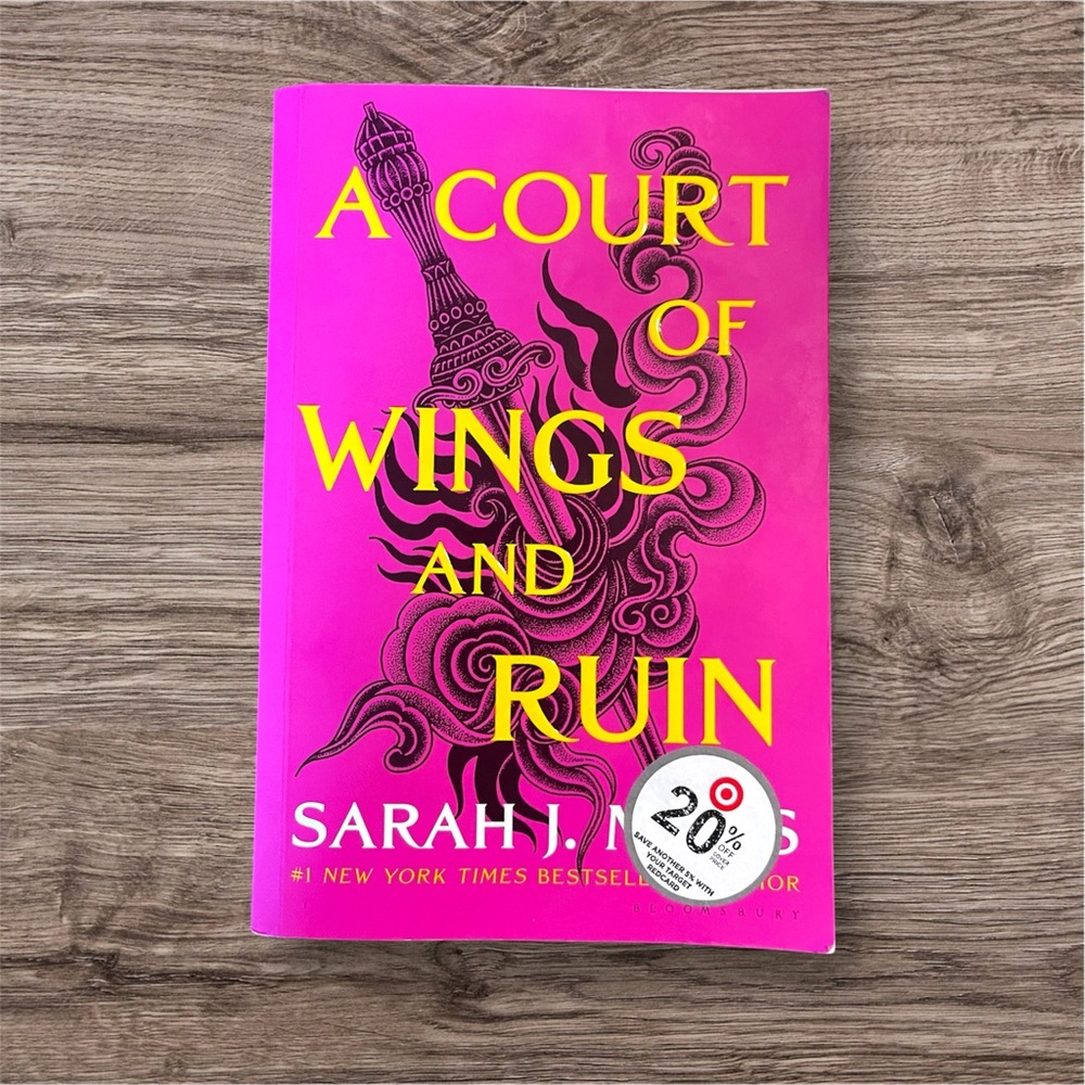A Court of Wings and Ruin SARAH J MASS